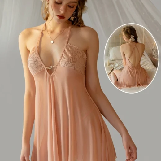 Backless Halter-Neck Babydoll Nightdress with Lace Cups & Heart Buckle Accent